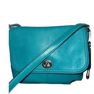 Coach Park Taylor Crossbody  W/ Jade Green Leather Flap + FREE Bag‎ Charm 🎁